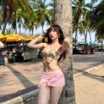 Jannine Parawie Weigel Instagram - ก็ไม่รู้…🦋🌸 Bangsaen | บางแสน