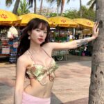 Jannine Parawie Weigel Instagram - ก็ไม่รู้…🦋🌸 Bangsaen | บางแสน