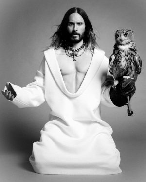 Jared Leto Instagram - 🦉🕺🏻@numero_netherlands

photography @jackwaterlotstudio
wardrobe @Loewe @jonathan.anderson @twojeys @paumelosangeles @enfantrichesdeprimes @henrialexanderlevy @commedesgarcons @kawakubosan @rickowensonline @lewisleathers @act_n1 @lucal___ @willychavarrianewyork @ysl @anthonyvaccarello @tomford 
styling @christianstroble
photography assistance @timothy.kwon @ryanwermich 
stylist assistance @jach_w @gaiakhat
grooming @jamie_grooming @thewallgroup
executive production @johnny_pascucci
senior production @me.smb
project management @vicenteluna
key production @omarquiroga
animal training @benaysbirdandanimals
editor @timiletonja
interview @janaletonja
cover design @arthurroeloffzen
