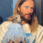 Jared Leto Instagram - Hot mess makeup tutorial with new muse @tikatheiggy 🩵