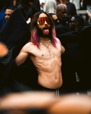 Jared Leto Instagram - 🕺🏻 @rickowensonline 

📸 @joshosuna @anumphotography