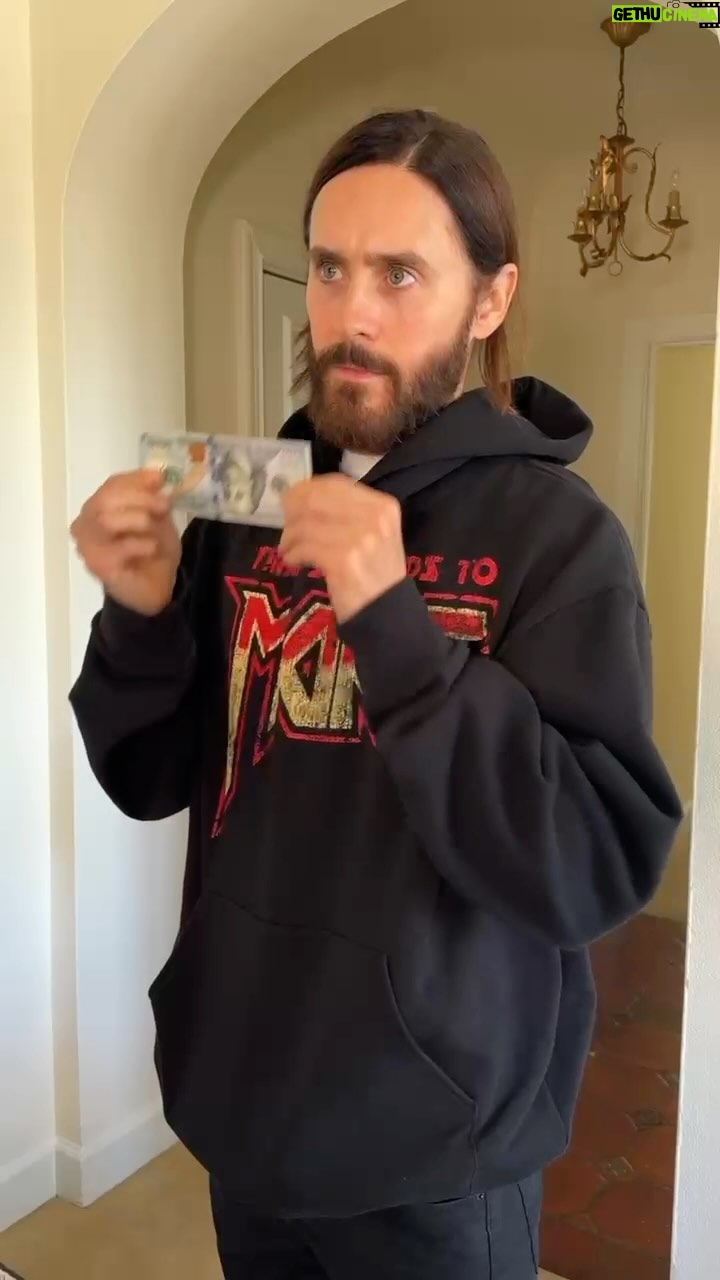 Jared Leto Instagram - I’ll pay @kingbach back later… I promise 😎😂