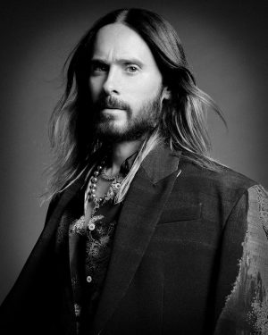 Jared Leto Instagram - 🦉🕺🏻@numero_netherlands

photography @jackwaterlotstudio
wardrobe @Loewe @jonathan.anderson @twojeys @paumelosangeles @enfantrichesdeprimes @henrialexanderlevy @commedesgarcons @kawakubosan @rickowensonline @lewisleathers @act_n1 @lucal___ @willychavarrianewyork @ysl @anthonyvaccarello @tomford 
styling @christianstroble
photography assistance @timothy.kwon @ryanwermich 
stylist assistance @jach_w @gaiakhat
grooming @jamie_grooming @thewallgroup
executive production @johnny_pascucci
senior production @me.smb
project management @vicenteluna
key production @omarquiroga
animal training @benaysbirdandanimals
editor @timiletonja
interview @janaletonja
cover design @arthurroeloffzen