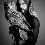 Jared Leto Instagram – 🦉🕺🏻@numero_netherlands

photography @jackwaterlotstudio
wardrobe @Loewe @jonathan.anderson @twojeys @paumelosangeles @enfantrichesdeprimes @henrialexanderlevy @commedesgarcons @kawakubosan @rickowensonline @lewisleathers @act_n1 @lucal___ @willychavarrianewyork @ysl @anthonyvaccarello @tomford 
styling @christianstroble
photography assistance @timothy.kwon @ryanwermich 
stylist assistance @jach_w @gaiakhat
grooming @jamie_grooming @thewallgroup
executive production @johnny_pascucci
senior production @me.smb
project management @vicenteluna
key production @omarquiroga
animal training @benaysbirdandanimals
editor @timiletonja
interview @janaletonja
cover design @arthurroeloffzen