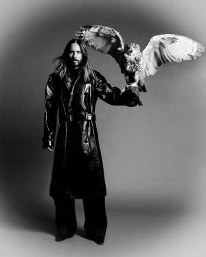Jared Leto Instagram - 🦉🕺🏻@numero_netherlands

photography @jackwaterlotstudio
wardrobe @Loewe @jonathan.anderson @twojeys @paumelosangeles @enfantrichesdeprimes @henrialexanderlevy @commedesgarcons @kawakubosan @rickowensonline @lewisleathers @act_n1 @lucal___ @willychavarrianewyork @ysl @anthonyvaccarello @tomford 
styling @christianstroble
photography assistance @timothy.kwon @ryanwermich 
stylist assistance @jach_w @gaiakhat
grooming @jamie_grooming @thewallgroup
executive production @johnny_pascucci
senior production @me.smb
project management @vicenteluna
key production @omarquiroga
animal training @benaysbirdandanimals
editor @timiletonja
interview @janaletonja
cover design @arthurroeloffzen