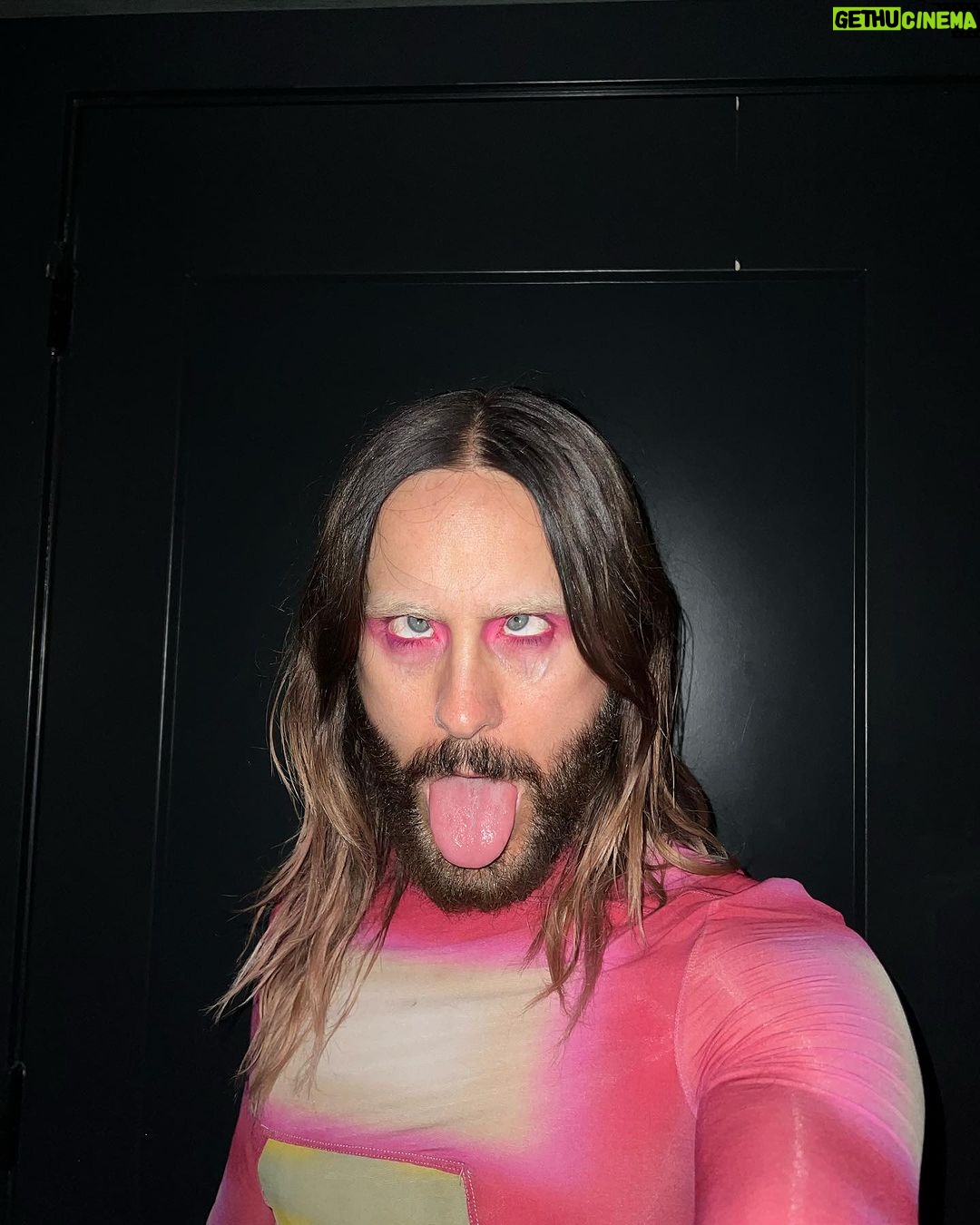 Jared Leto - 261.4K Likes - Short or long? 🤓🤓🤓
