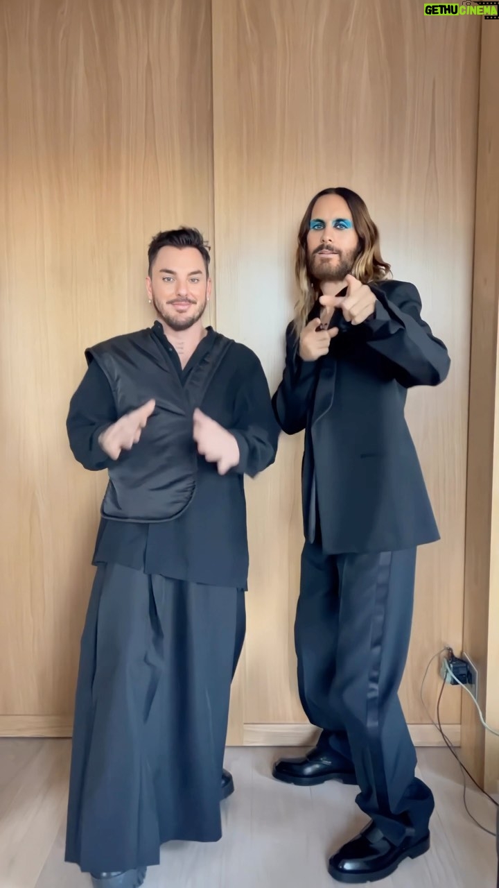 Jared Leto Instagram - Our new album just dropped - heard it yet? πΊπ»πΊπ»