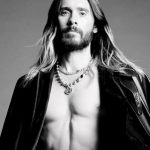 Jared Leto Instagram - THE NEW ALBUM IS OUT!!! My brother and I have shared a dream of making music and touring the world together since we were kids. Somehow, after years of hard work, and a stubborn and relentless pursuit, what once seemed an impossible idea became our reality. And we are so grateful for that. A sixth album? Absolutely incredible! 🙏🏼 It doesn’t escape us how fortunate we are in being able to create music and perform all over the world for you, and we do not take it for granted. We hope you can feel the spirit of adventure and the celebration that is “It’s the End of the World but It’s a Beautiful Day.” Who knows…maybe you’ll even find a piece of yourself in it. We thank you from the bottom of our hearts for the faith, for the loyalty, and for the love. Jared and Shannon