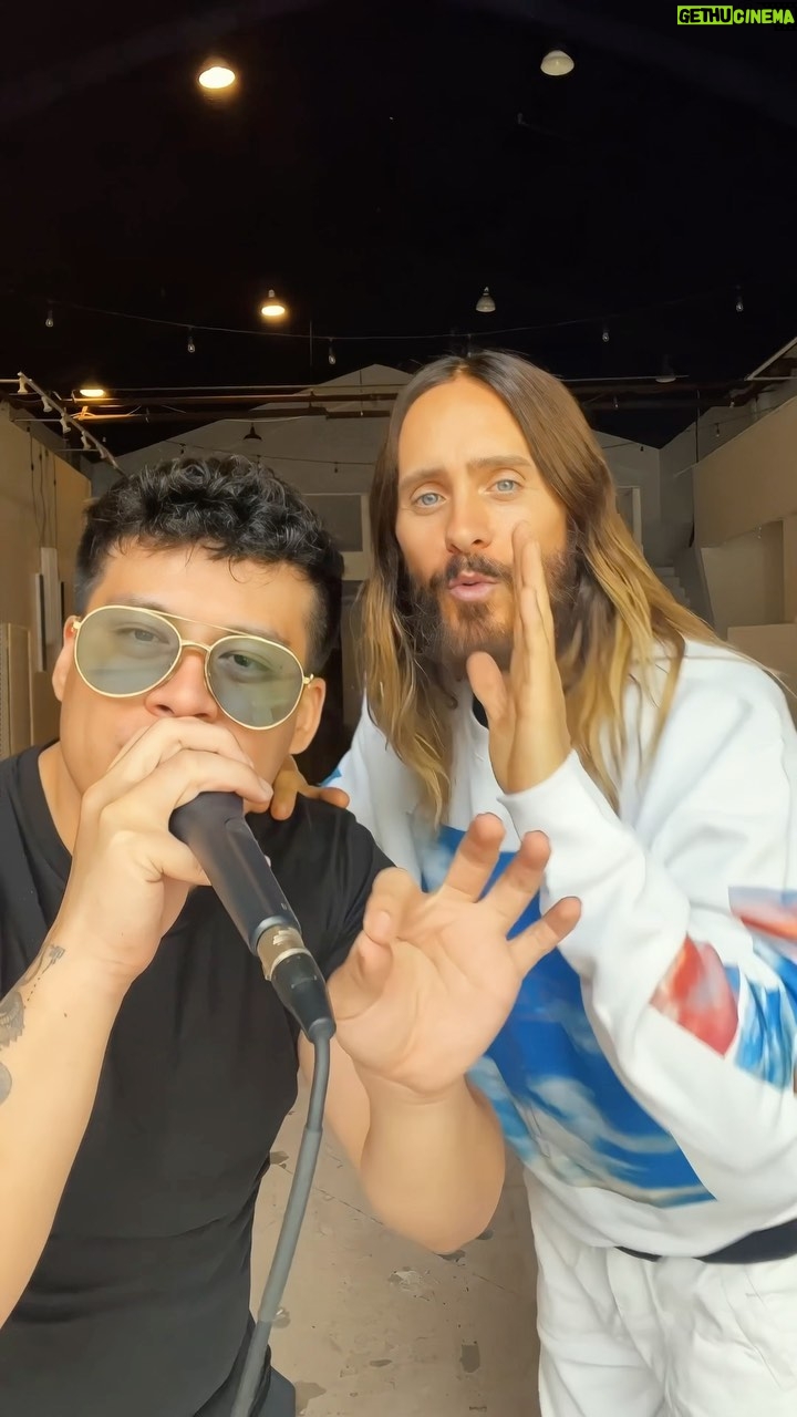Jared Leto Instagram - Seasons remix with @iamspencerx 🎶 his first concert was @30secondstomars 🙏🏼
