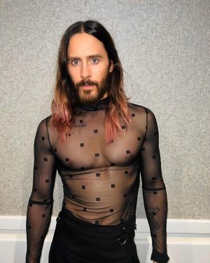 Jared Leto Instagram - Question: DOES ANYONE WANT TO COME ON STAGE WITH THIRTY SECONDS TO MARS??? 🤓🕺🏻🚀
@30secondstomars @shannonleto 

Thanks so much for ‘23!!!

Can’t wait to see you on tour in ‘24 !