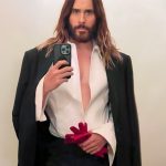 Jared Leto Instagram - Ready for the holidays? Been naughty or nice? 🤓 🎅🏻 #Seasons