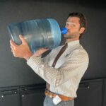 Jared Padalecki Instagram - Hey y'all, thank you for the feedback, it was amazing to see @gomantralabs was working for so many of you. Saying that, no matter what your situation is you can make small improvements that add up. (It's my turn to tell YOU to hydrate! 😂)The #MantraMonday challenge is for you to completely replace your sugary beverages with water.  Eight full glasses every day. Are you in? #gomantralabs Link in bio! "Start Where You Are" – Arthur Ashe