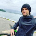 Jared Padalecki Instagram - Bike ride around the Vancouver Seawall. (Probably) One last time... This city and these people have been good to me. And I am forever grateful. #spnfamily #supernatural (helmet worn but not pictured. #SafetyFirst)