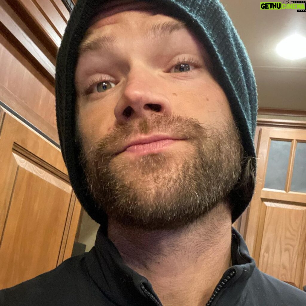 Jared Padalecki Instagram - Farewell final holiday beard. You’ve been a close friend these last 15 years... (like, REALLY close... in all honesty, you’re right up in my face sometimes). Hello Sam Winchester. Take us home. #spnfamily #supernatural
