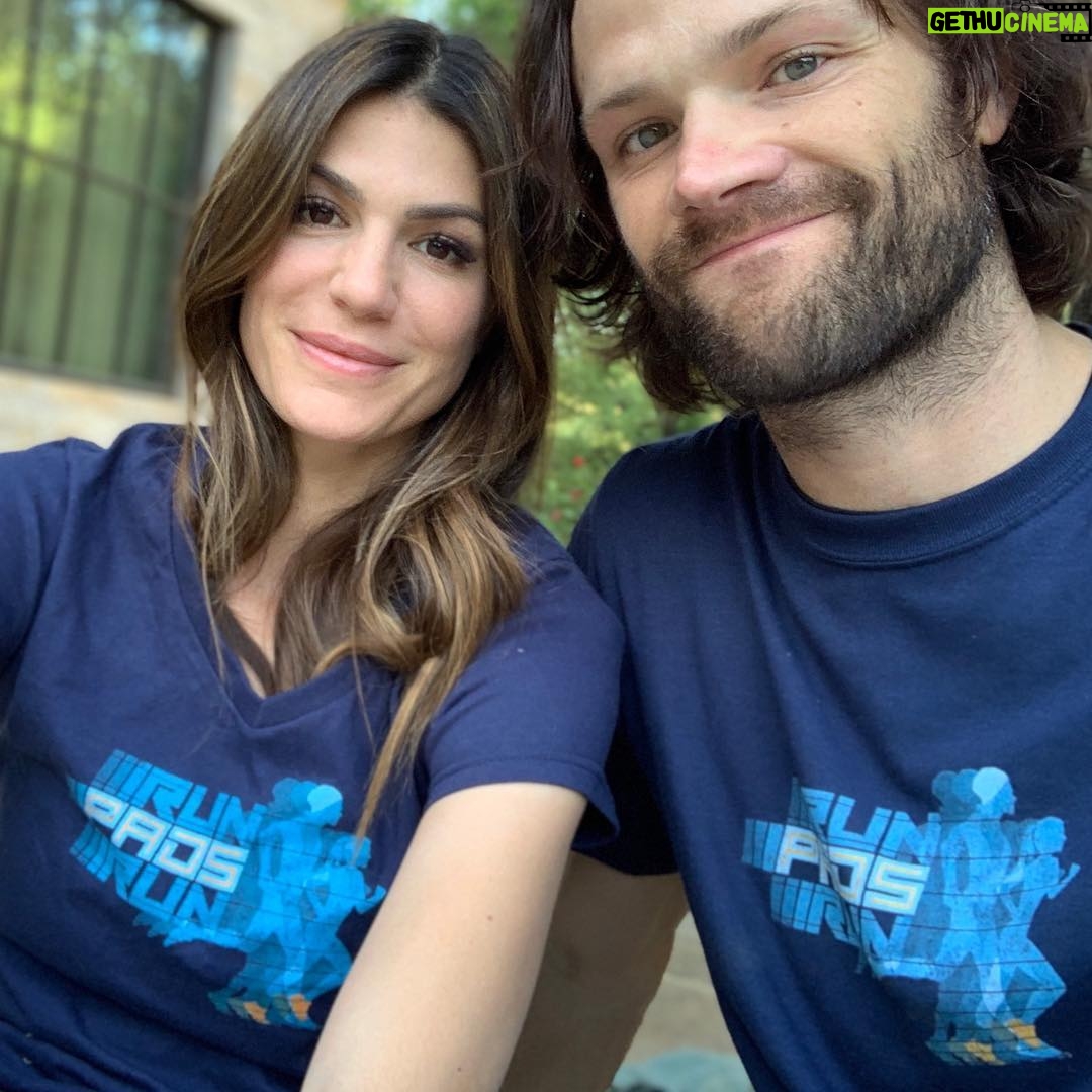 Jared Padalecki - 448.2K Likes - Only 4 days until the Boston Marathon (😬) and if YOU pledge to run a cumulative 5k by 4/21 too, the folks at @strava will make a direct donation to Dream Big for each new #SPNFamily registrant. You know what to do fam.
Link in bio!
