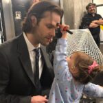 Jared Padalecki Instagram - That’s a #Season14 #supernatural wrap for Sam Winchester. Had a little extra make-up help from my baby girl today. If only she knew that SHE is probably the reason for my wrinkles! 😂🤦‍♂️ As I enter my final hiatus, I feel incredible gratitude for my #spnfamily See y’all soon ❤️ (PS: thanks @trishymakeup for the pic! And for letting odette borrow your brush 🤪)
