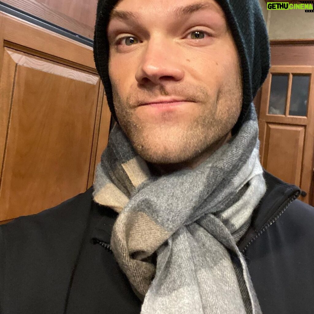 Jared Padalecki Instagram - Farewell final holiday beard. You’ve been a close friend these last 15 years... (like, REALLY close... in all honesty, you’re right up in my face sometimes). Hello Sam Winchester. Take us home. #spnfamily #supernatural