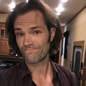Jared Padalecki Instagram - Sunday #sdcc Jared, meet Monday #finalseasonspn Sam.... Talk amongst yourselves.... #spnfamily #24hourchallenge