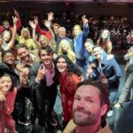 Jared Padalecki Instagram - Hey @jensenackles @misha !!! Look at all of these young, beautiful, talented people!!! (They’re the ones we’re standing with… 🤦‍♂️) Thank you Mark Pedowitz, and the ENTIRE @CW, for the wonderful and exciting reunion. ❤️🙏 #cwupfront #nyc #GameOn!