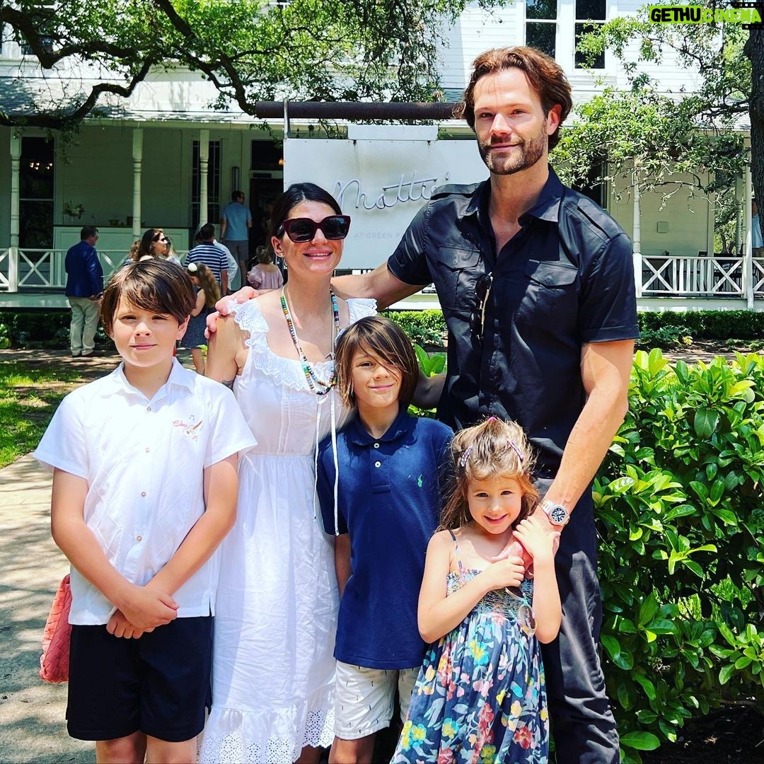 Jared Padalecki Instagram - To the most amazing partner and MOTHER. You impress and inspire me every day. I can’t believe how lucky I am to live with, and love, and learn from you. You, and the children you nurtured for weeks and months before I ever met them, are my life. #HappyMothersDay @genpadalecki