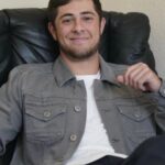 Jaren Lewison Instagram - A lot of you have asked how I balance @uscedu and @neverhaveiever , well thanks to this awesome article in the Associate Press (AP) by @aliciarancilio : you can find out how!! 📚🎓 #RememberTheFeeling https://apnews.com/article/ca-state-wire-arts-and-entertainment-641f6f7160fccff5f58437af28707501