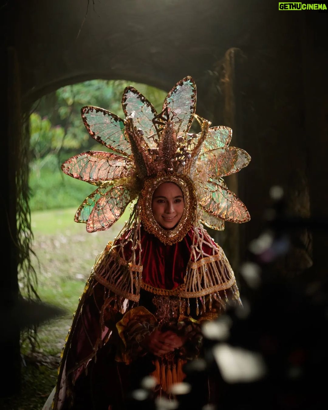 Jasmine Curtis-Smith Instagram - Narinig mo ba yun? Allow us to creep into your homes and bring you the horrors you might not have been looking for... π In My Mother's Skin, now streaming worldwide on @primevideo @primevideoph πΈ @visconnection