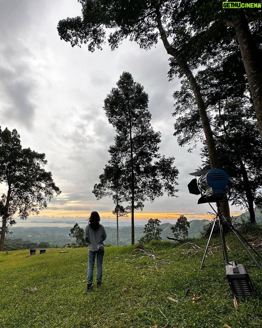 Jasmine Curtis-Smith Instagram - Serene location for yesterday’s taping 🫶🏼