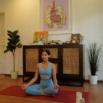 Jasmine Curtis-Smith Instagram - Breathe in the good vibes and exhale the unnecessary ones. 😌 Flow and celebrate your joyful vibe while infusing your practice with Glade's Ocean Escape. #OwnTheVibe @gladephilippines