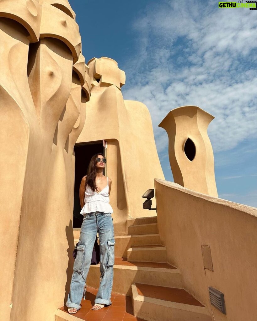 Jasmine Curtis-Smith Instagram - The Guardians of Gaudí’s Casa Milà rooftop. Wearing the comfiest @gibishoes sandals 👡 #JCStrips #JCSshoefie