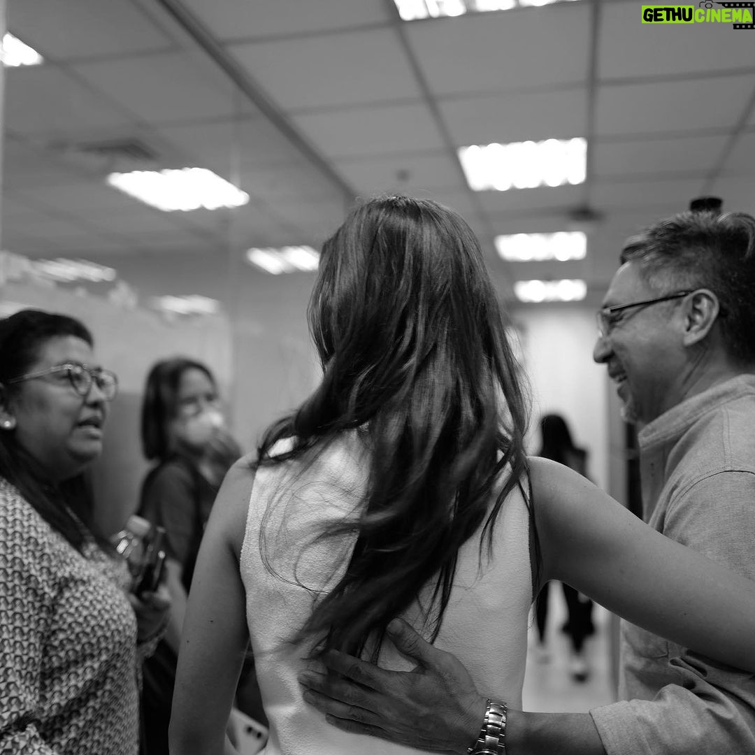 Jasmine Curtis-Smith Instagram - I am so looking forward to working under the helm of Direk @lauriceguillen for an upcoming @gmanetwork serye âşď¸đş So many new challenges to undergo for my character in this story, I know I need to prep more than I ever have for a serye đ thank you GMA for this new project!! #JCStv GMA Network