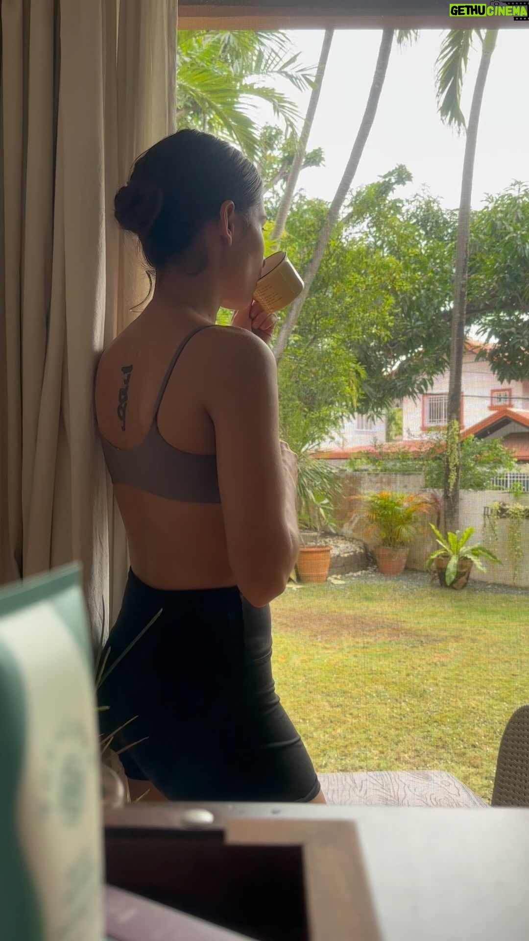 Jasmine Curtis-Smith Instagram - Quiet mornings 🥝