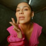 Jasmine Curtis-Smith Instagram - Miss Glenda on her way to ForeVR 💖 Thank you to my lovely team for this spankin look during our A GLIMPSE OF FOREVER premier. Now showing in cinemas near you 💋 Makeup @johnpagadu Hair @viennueva Styling @pattyyap Outfit @anthonyramirez_official Video @imlukeabadiano