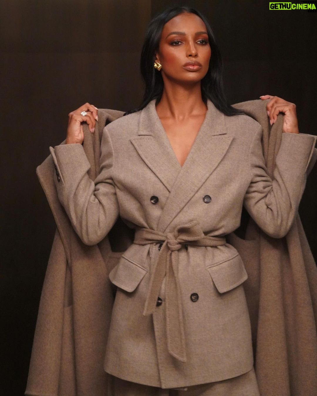 Jasmine Tookes Instagram - “It’s handled.”