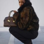 Jasmine Tookes Instagram - @ferragamo 🤎 #HUGBag