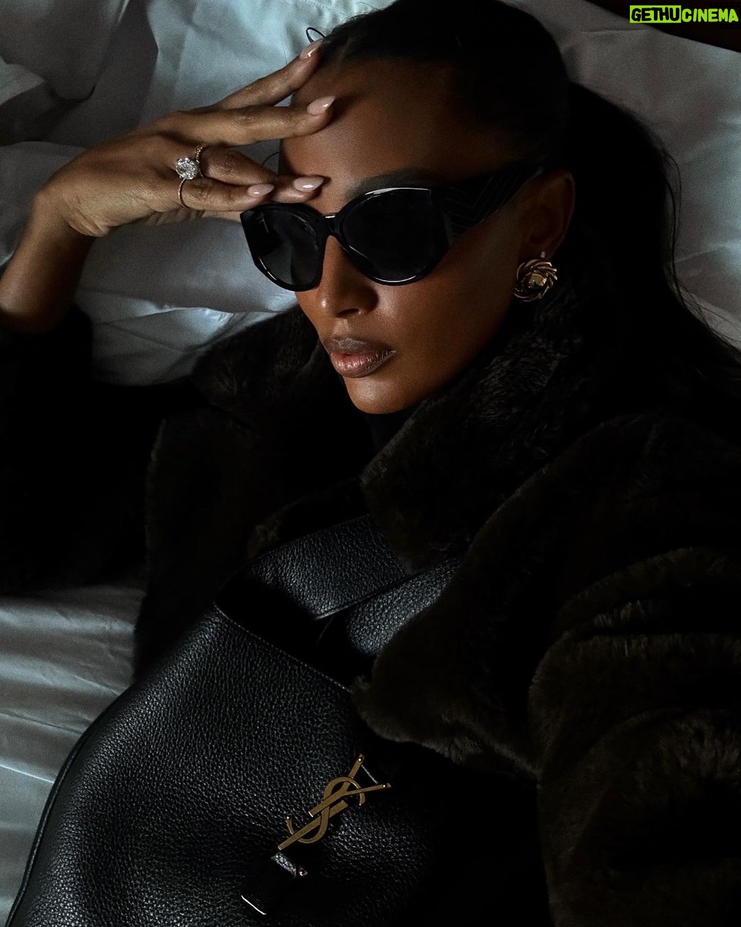 Jasmine Tookes Instagram - Casually waiting for my friends. @ysl