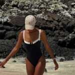 Jasmine Tookes Instagram - Last week in the Galapagos 🦭 @lfcsummit - Sharing more on stories 🤎