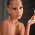 Jasmine Tookes Instagram - Final touches 💄