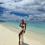 Jasmine Tookes Instagram - 🌊🌞🤎