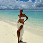 Jasmine Tookes Instagram - 🌊🌞🤎