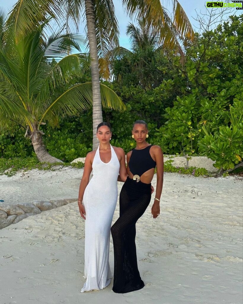 Jasmine Tookes Instagram - Maldives 🤎 Nova Maldives