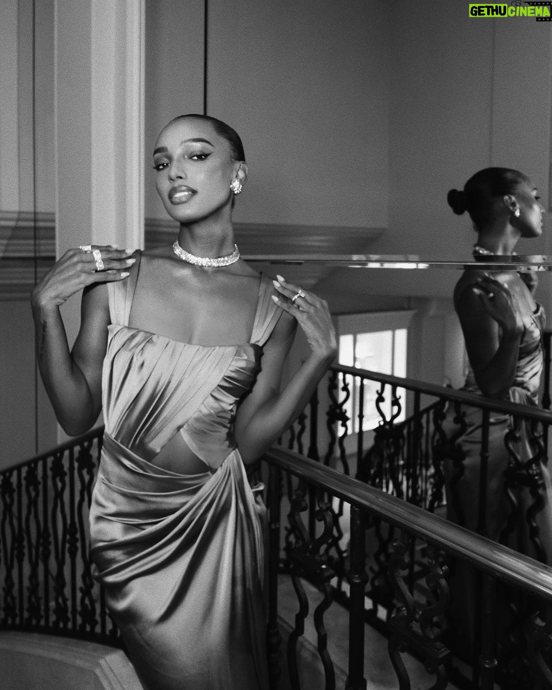 Jasmine Tookes Instagram - Last night @lacma Art + Film Gala @gucci. Pick your favorite 🤎