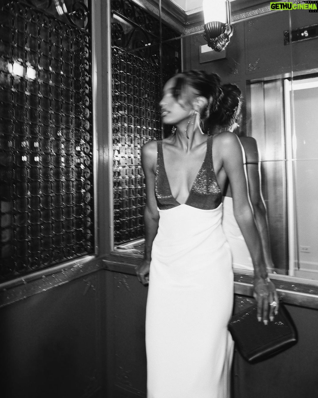 Jasmine Tookes Instagram - Little moments with @brunellocucinelli_brand