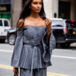 Jasmine Tookes Instagram - Moments outside of the @altuzarra show in NYC. Which is your favorite? I couldn’t choose 🫣🤎