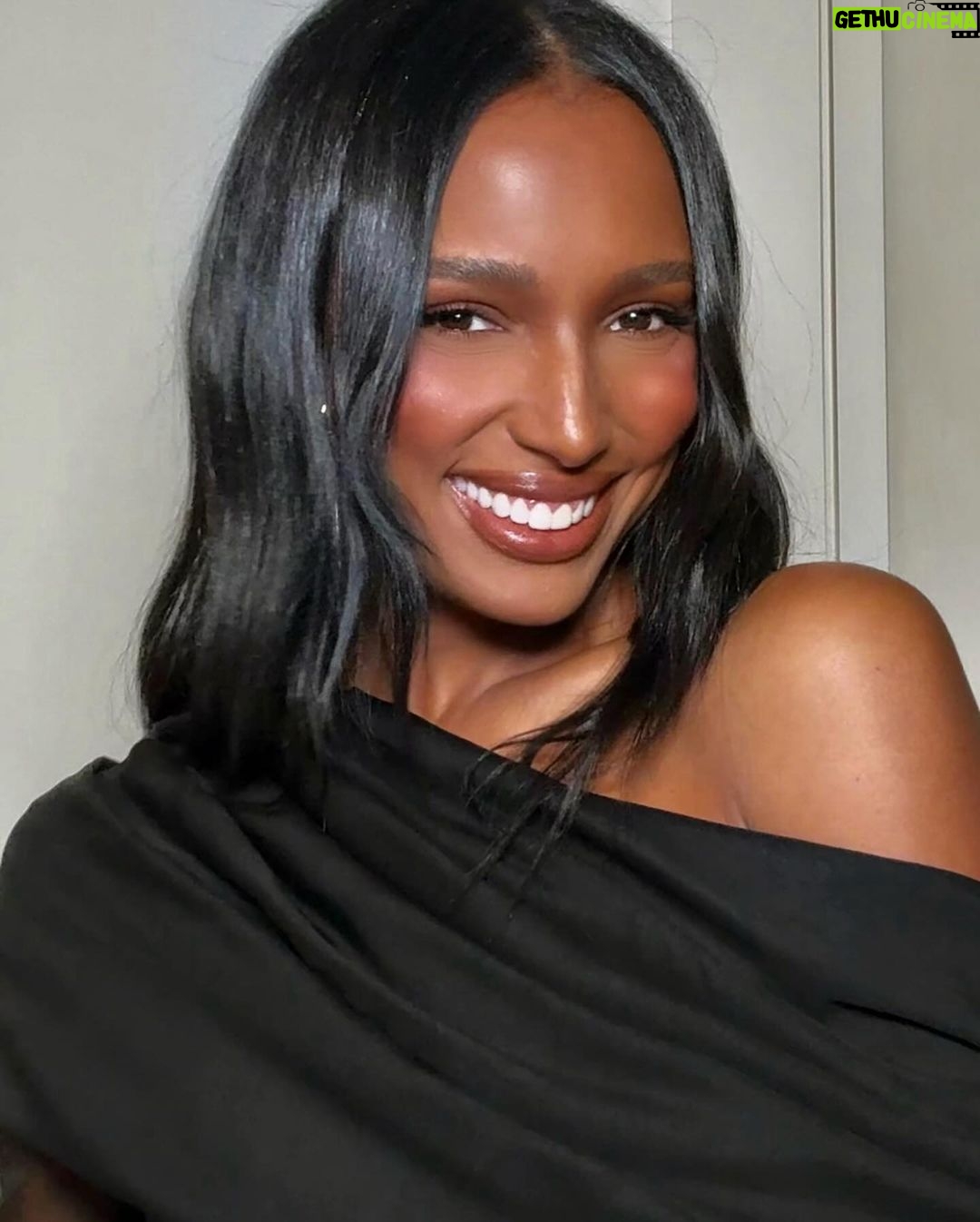 Jasmine Tookes Instagram - Glam love @patrickta @hairbyruslan