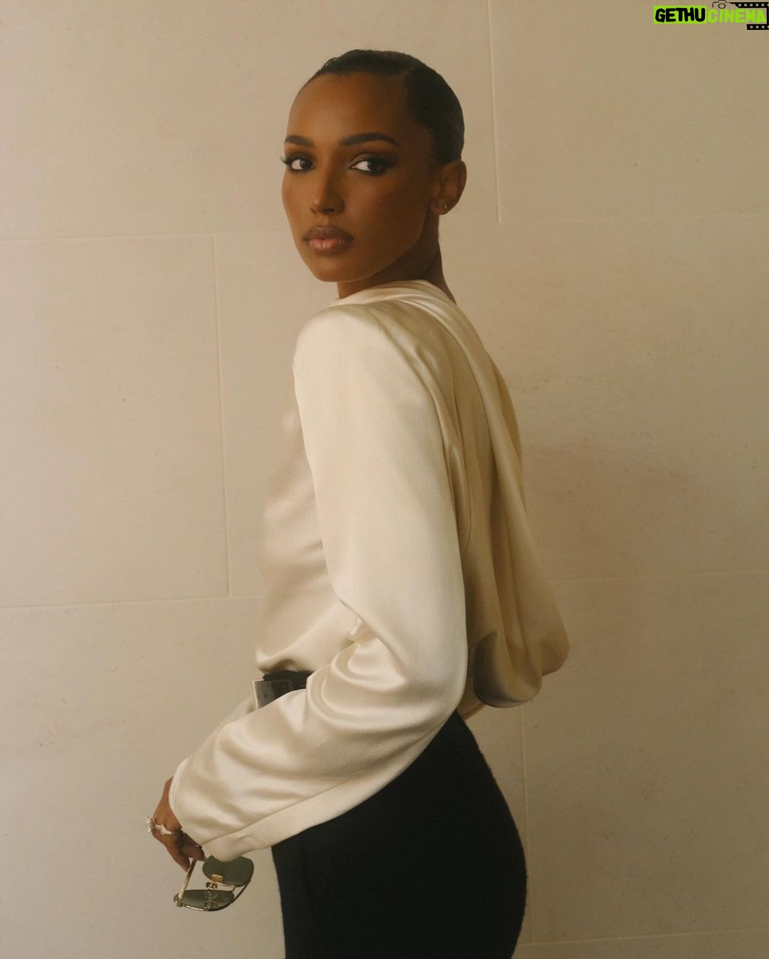 Jasmine Tookes Instagram - Last one @ysl 🤎 Park Hyatt Paris-Vendome