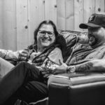 Jason Aldean Instagram – Day 2 in the studio! We cut 9 songs in 2 days and we recorded some 🔥 today 😳. Can’t wait for u guys to hear what we’ve been working on.
📸: @justinmrusek