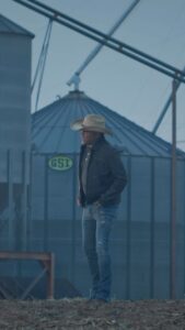 Jason Aldean Instagram - Let Your Boys Be Country is about raising your kids to enjoy the simpler parts of life. The new video is out now. Go check it out!