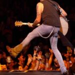 Jason Aldean Instagram - Who’s ready for another weekend on the #HighwayDesperadoTour?
