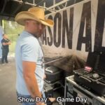 Jason Aldean Instagram - Never miss a game. #GoDawgs