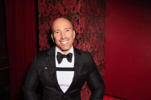 Jason Oppenheim Instagram - Just sitting in my tux waiting for Season 7 to drop … two more days! Also, I’m on the left, you’re welcome.